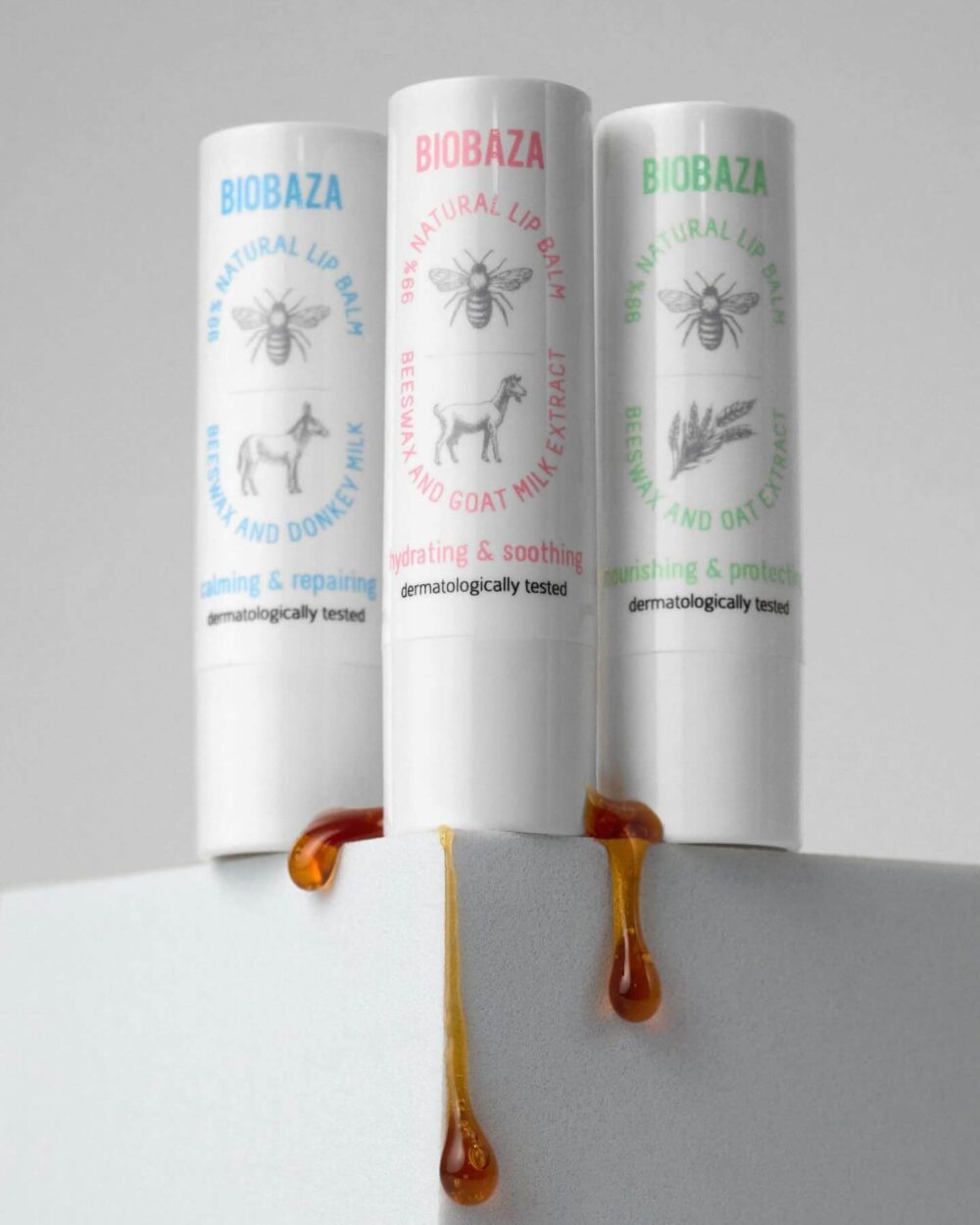 Balsam de buze cu ceară de albine și lapte de capră BIOBAZA - imagine 3